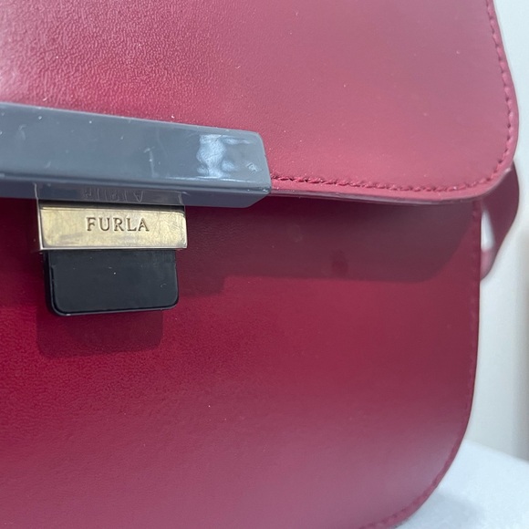 Furla Elisir Crossbody Bag Color Maroon, sz 7,5x6x3 inches (Read Description) - Picture 12 of 12